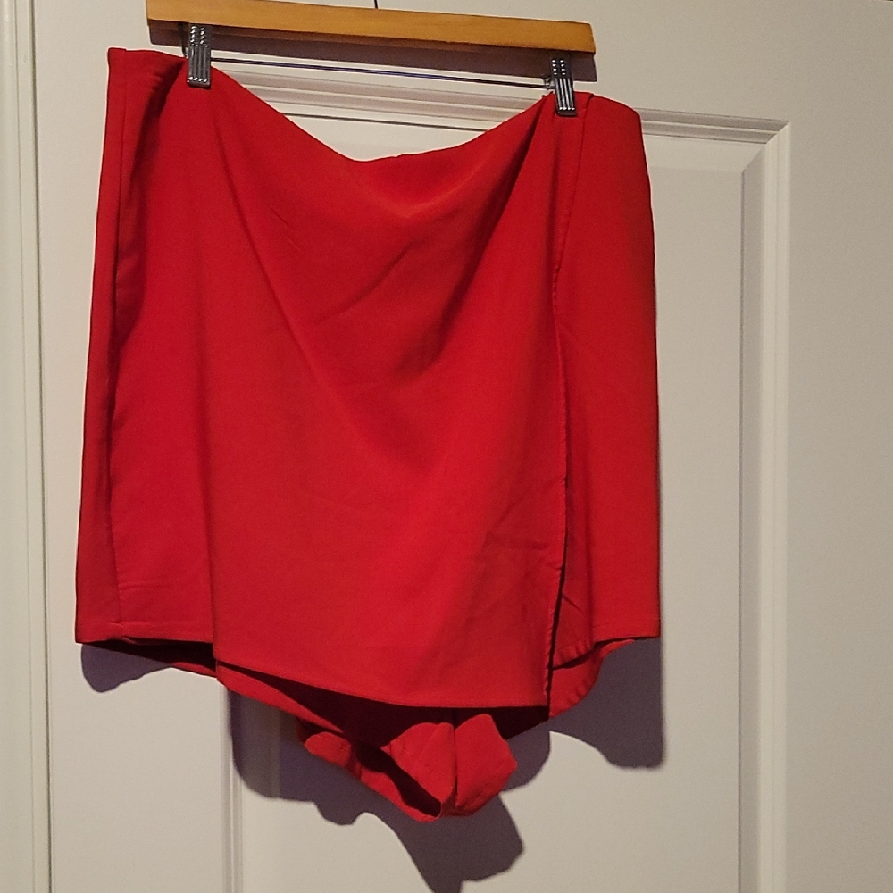 Fashion to Figure Bold Red Skort